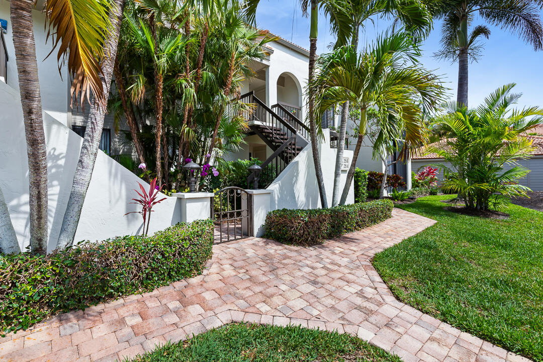BAYHEAD VILLAGE, A CONDOMINIUM - Residential