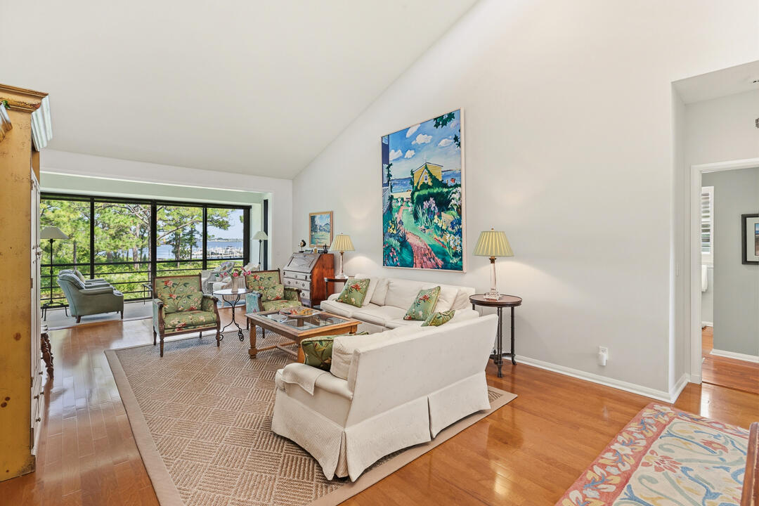 BAYHEAD VILLAGE, A CONDOMINIUM - Residential