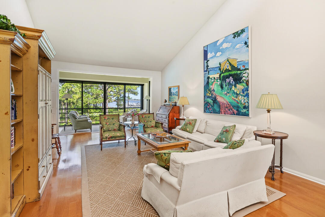 BAYHEAD VILLAGE, A CONDOMINIUM - Residential