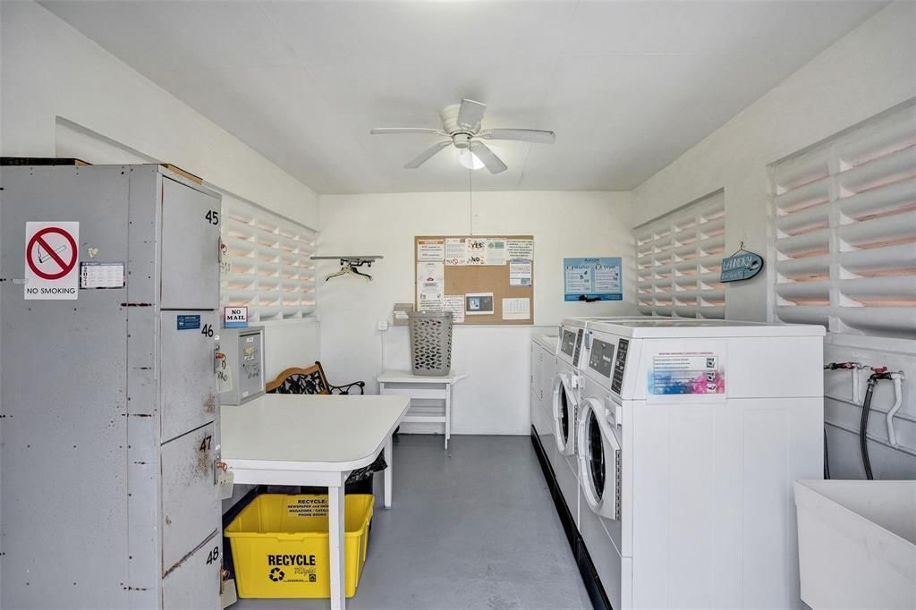 Photo of 2592 E Dudley Dr Drive E #A, West Palm Beach, FL 33415 (MLS # B26041257)