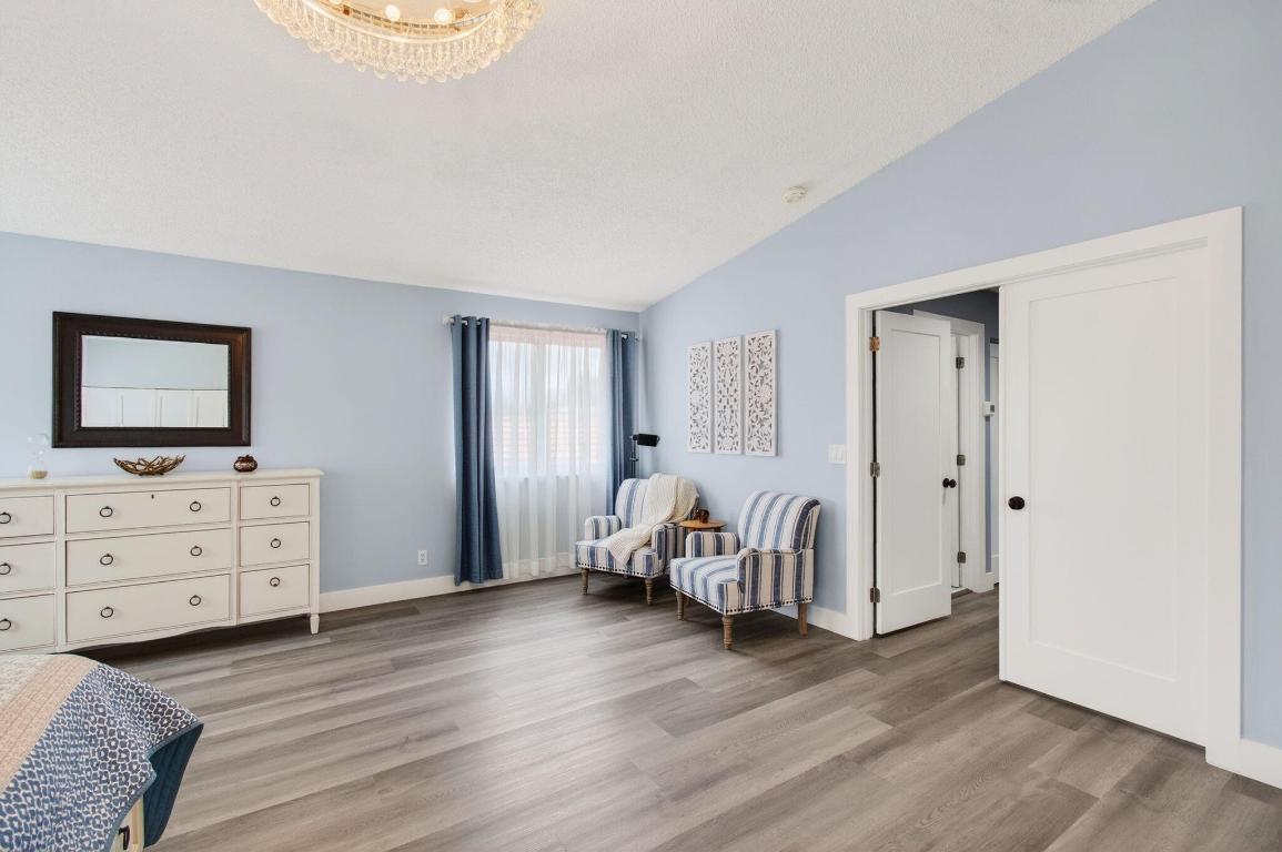 Boca Springs - Residential