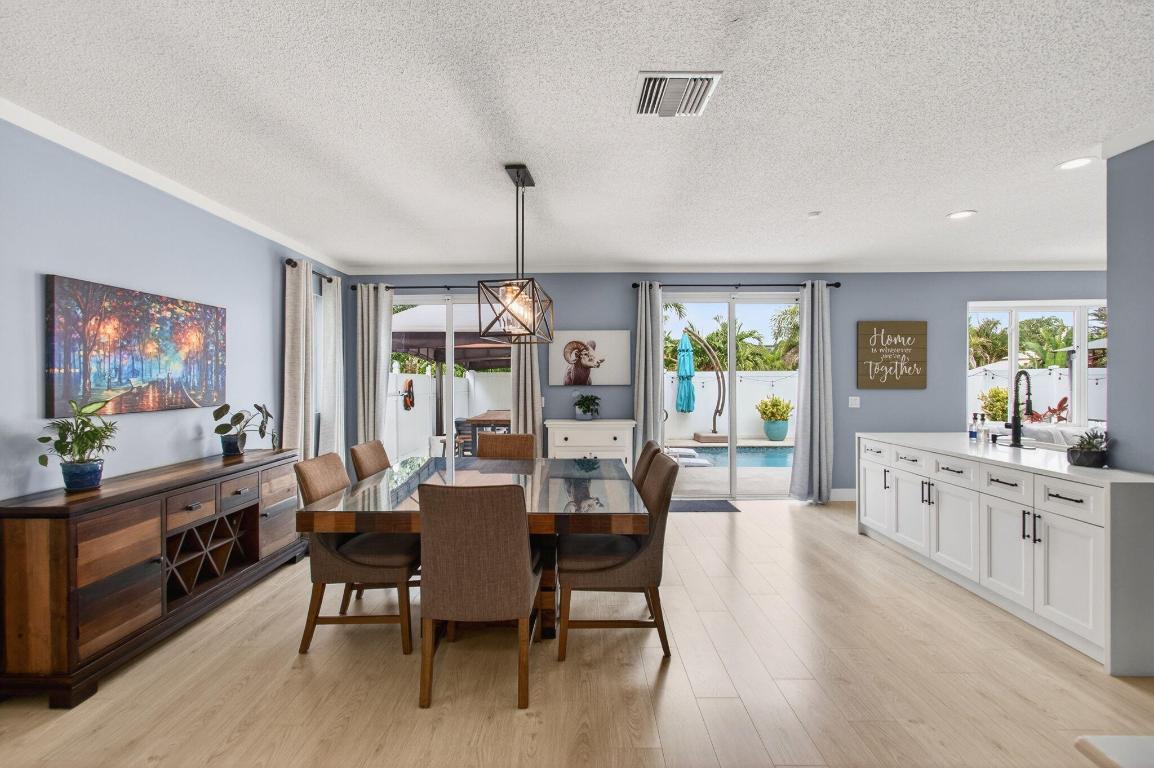 Boca Springs - Residential