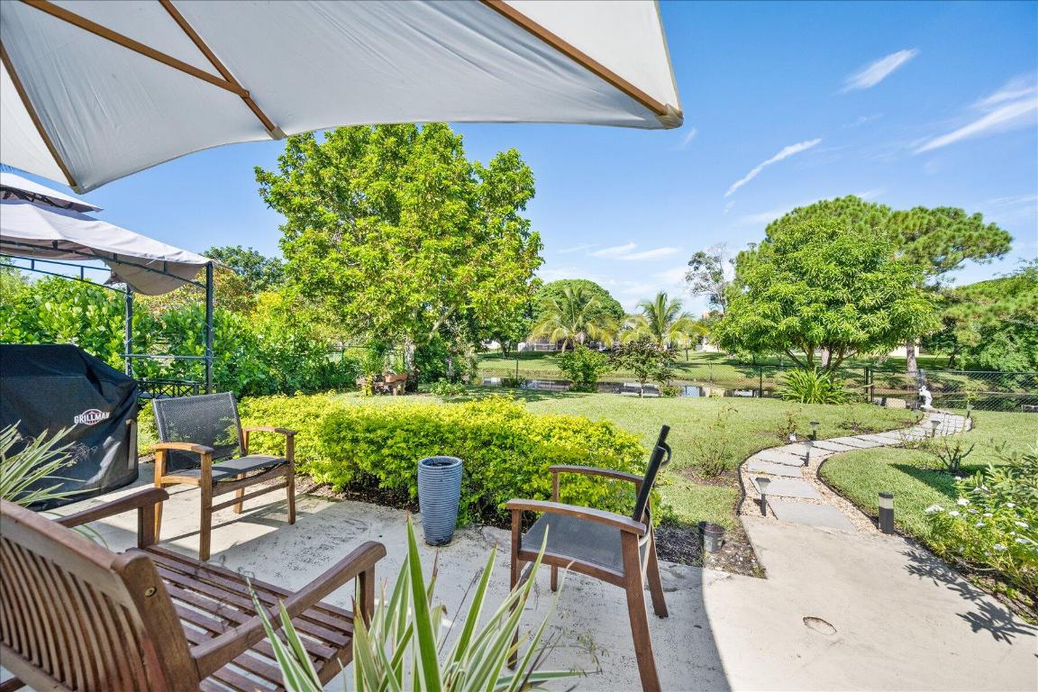 SUGAR POND MANOR OF WELLINGTON - Residential Lease