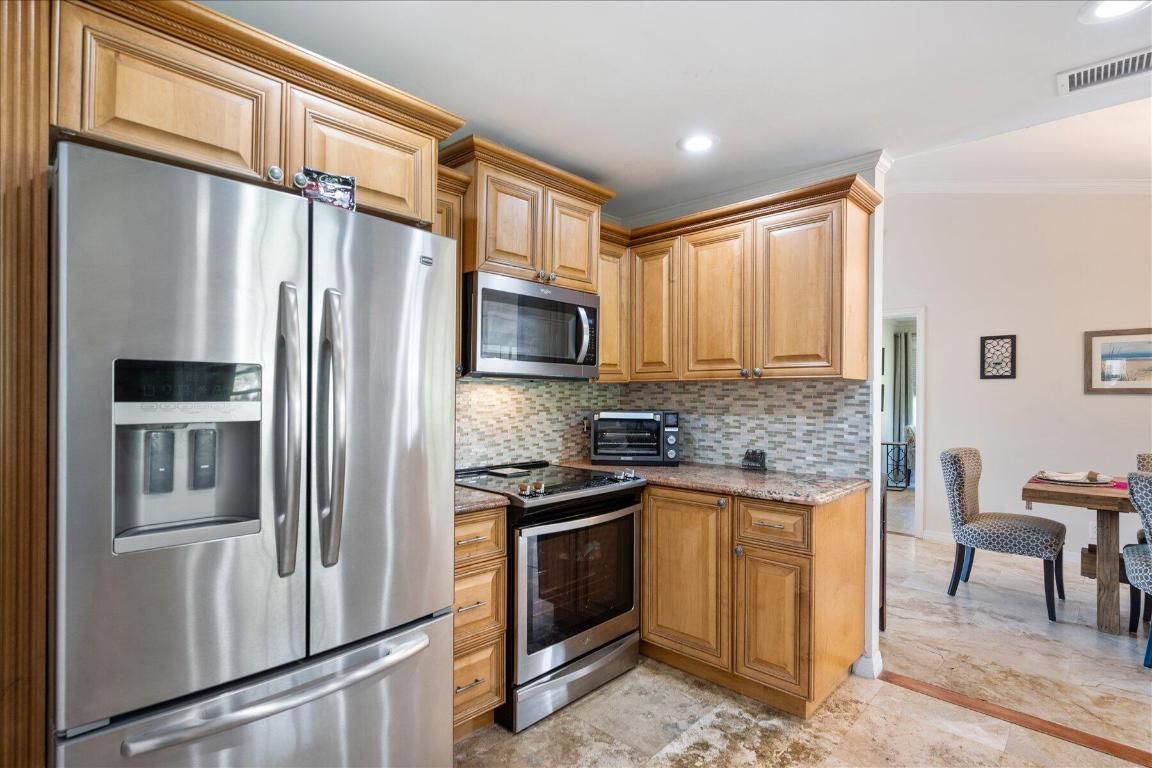 SUGAR POND MANOR OF WELLINGTON - Residential Lease