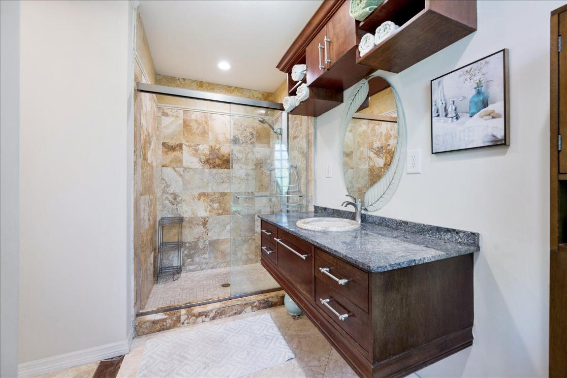 SUGAR POND MANOR OF WELLINGTON - Residential Lease