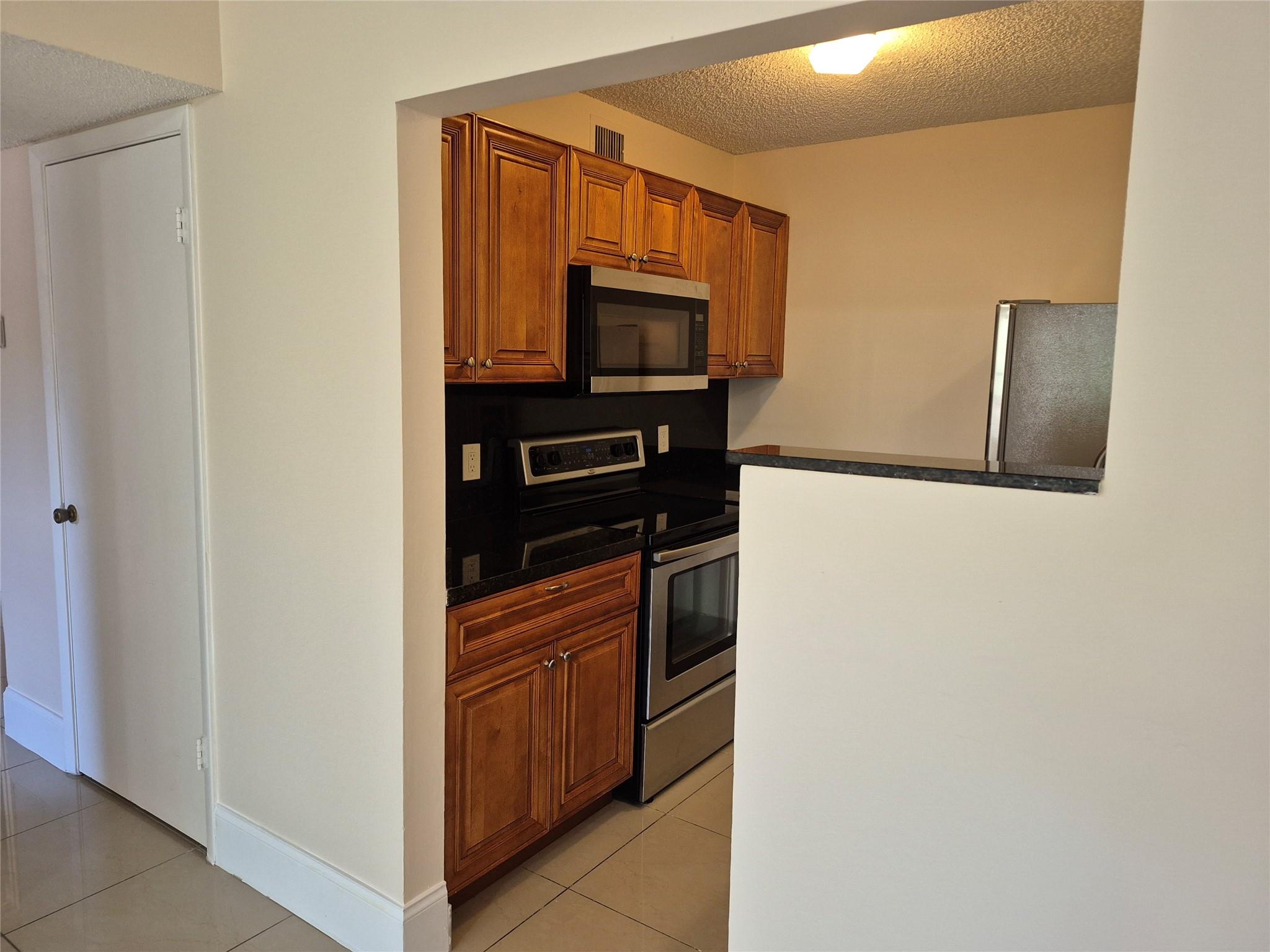 4281 W Mcnab Rd 24
