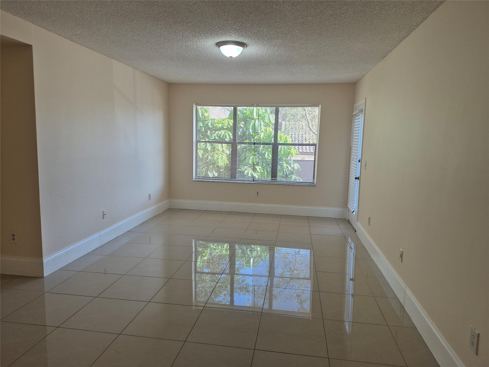 4281 W Mcnab Rd 24