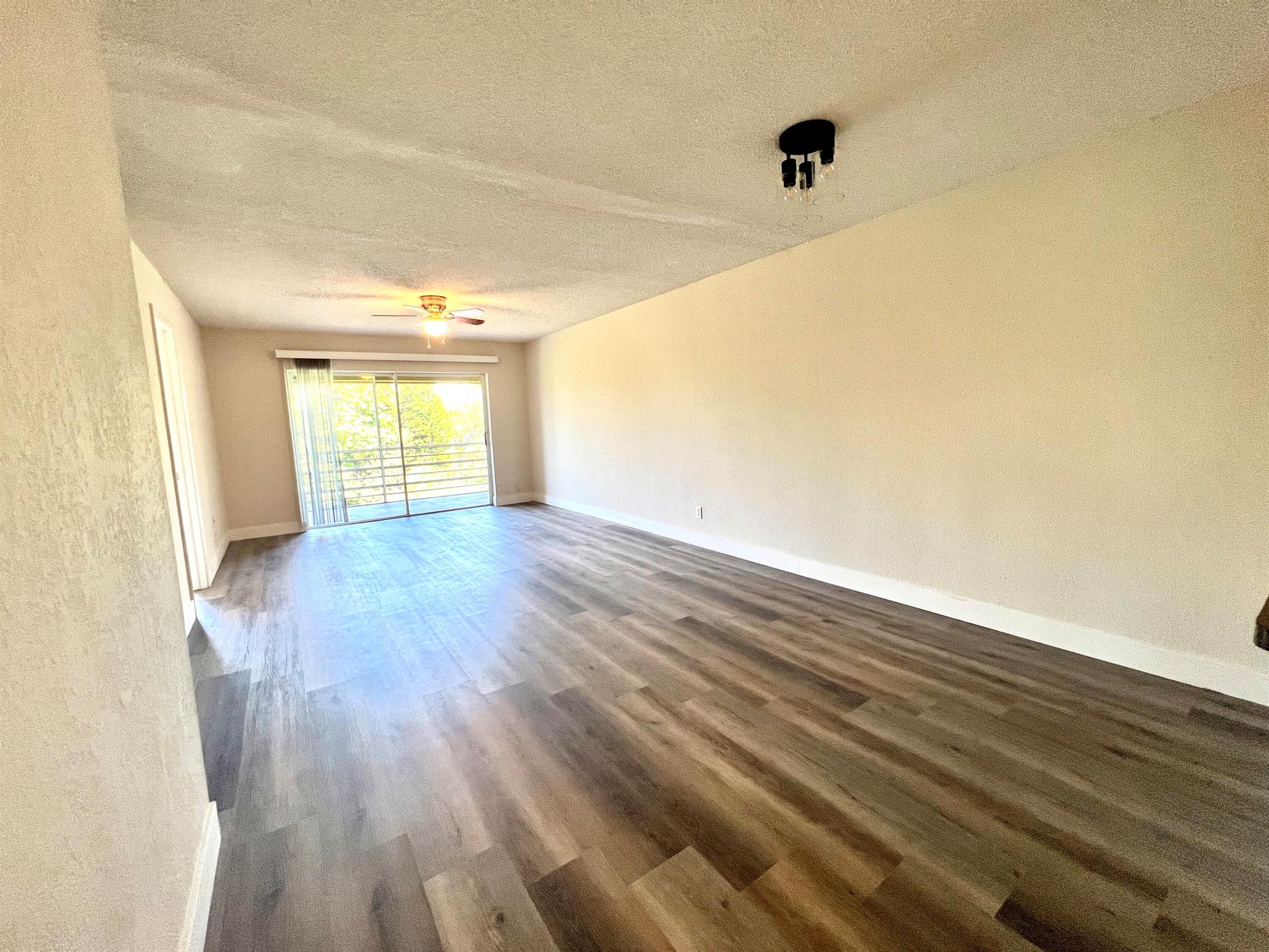 120 Sparrow Drive 302