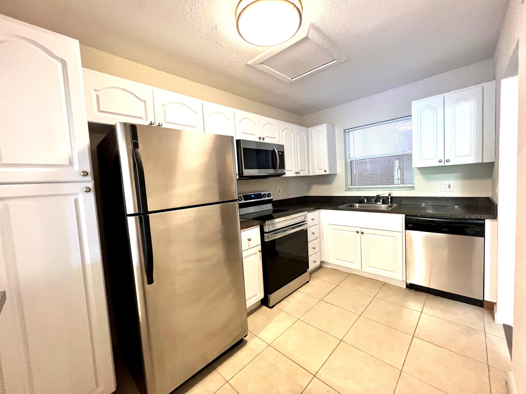 120 Sparrow Drive 302