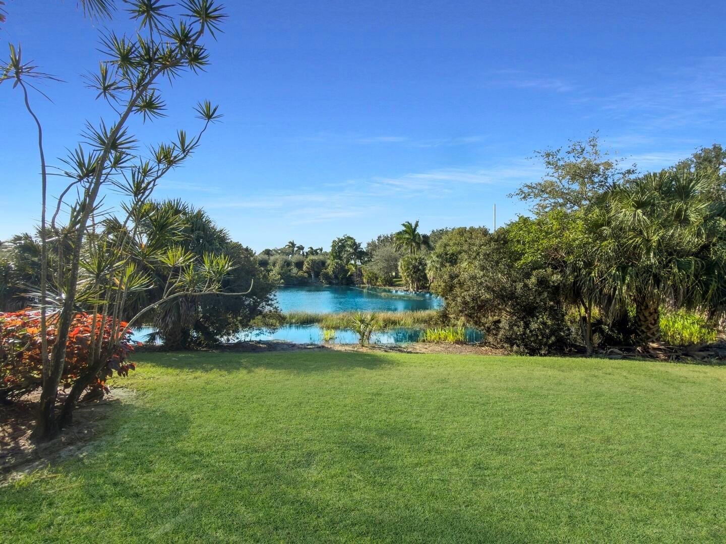 CORAL LAKES - Residential