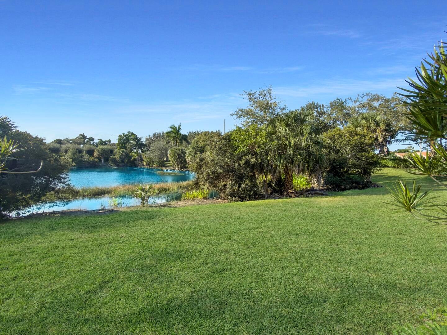 CORAL LAKES - Residential