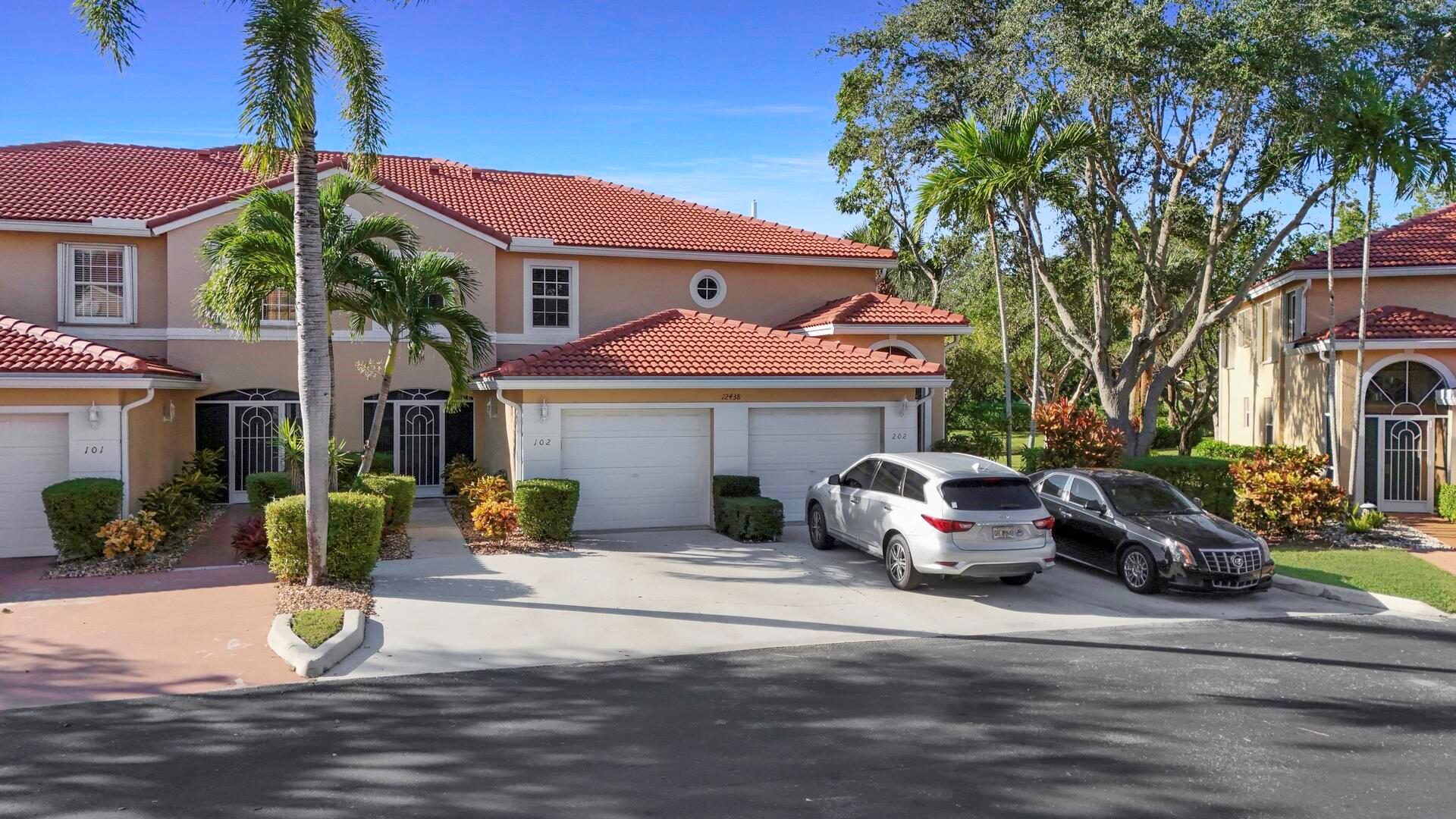 CORAL LAKES - Residential