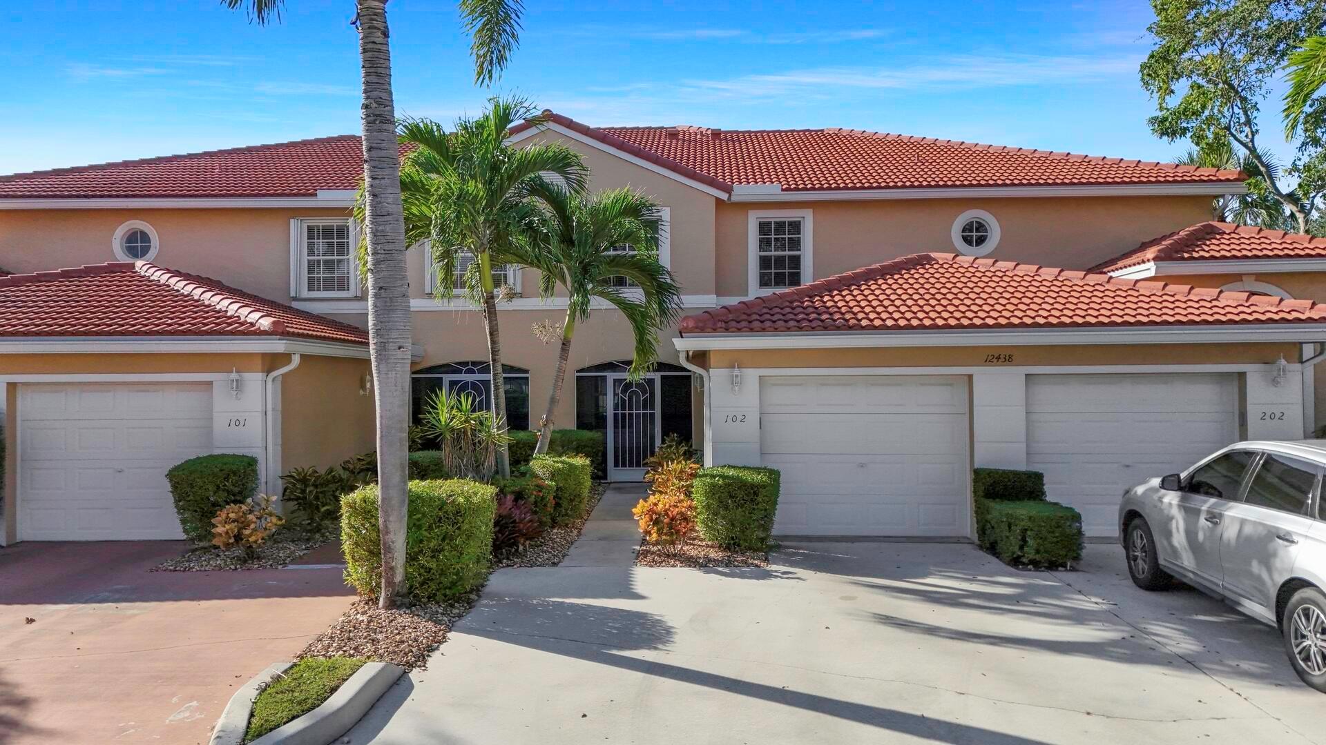 CORAL LAKES - Residential