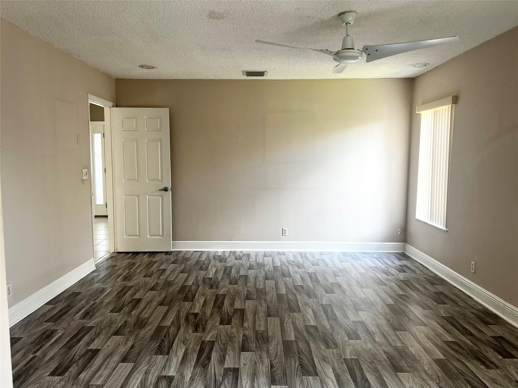 WELLEBY UNIT EIGHT - Residential