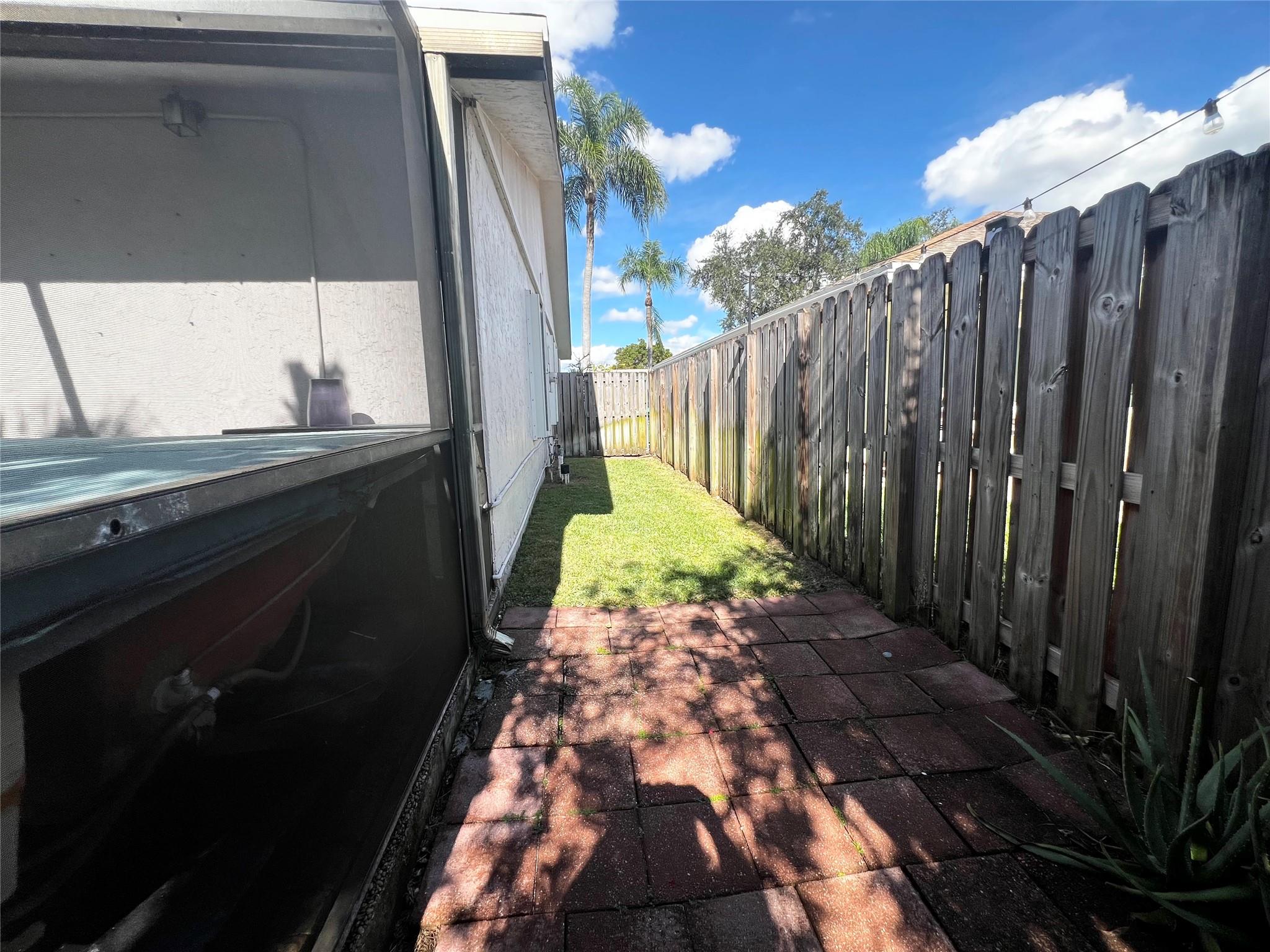 WELLEBY UNIT EIGHT - Residential