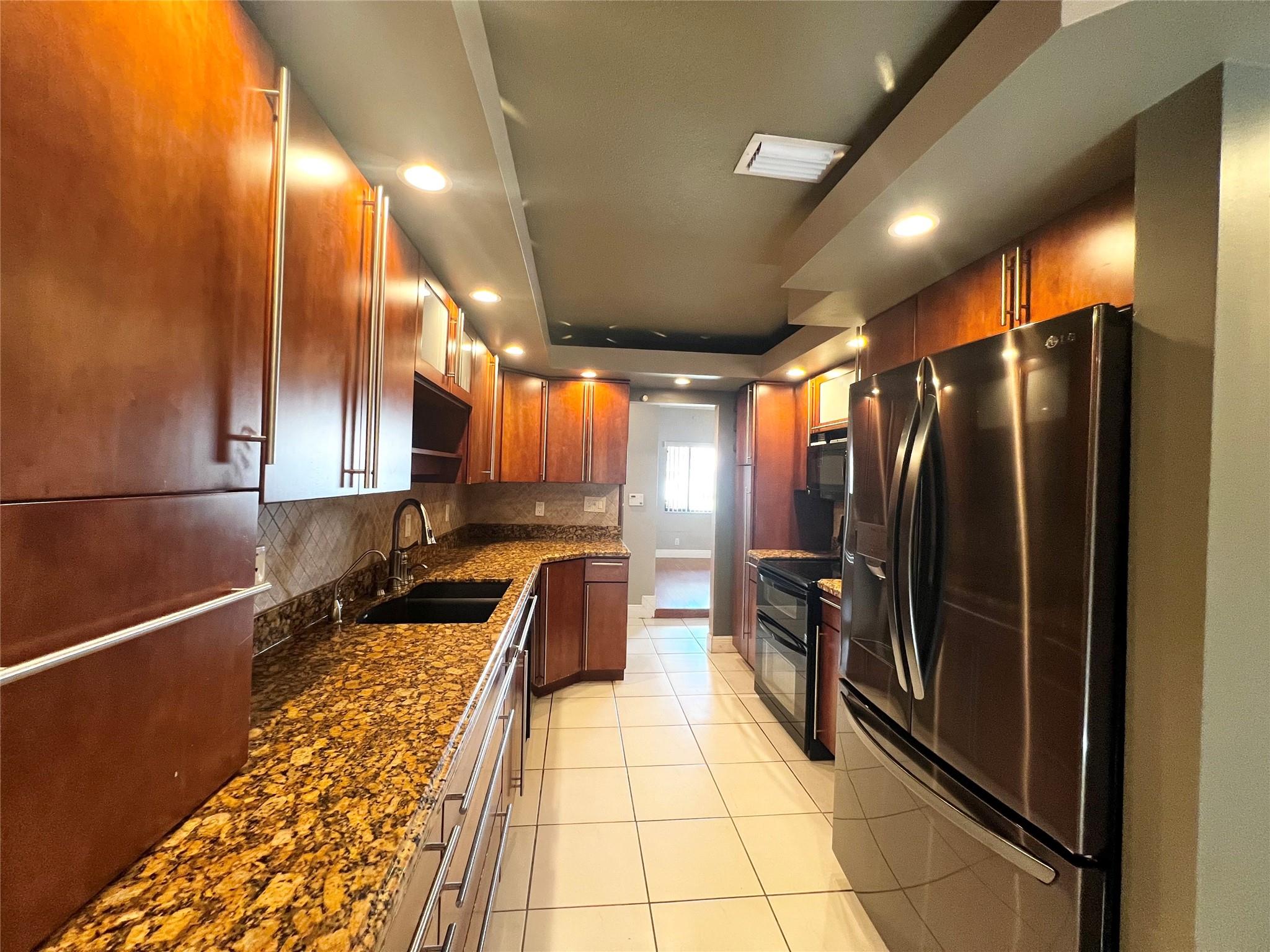 WELLEBY UNIT EIGHT - Residential