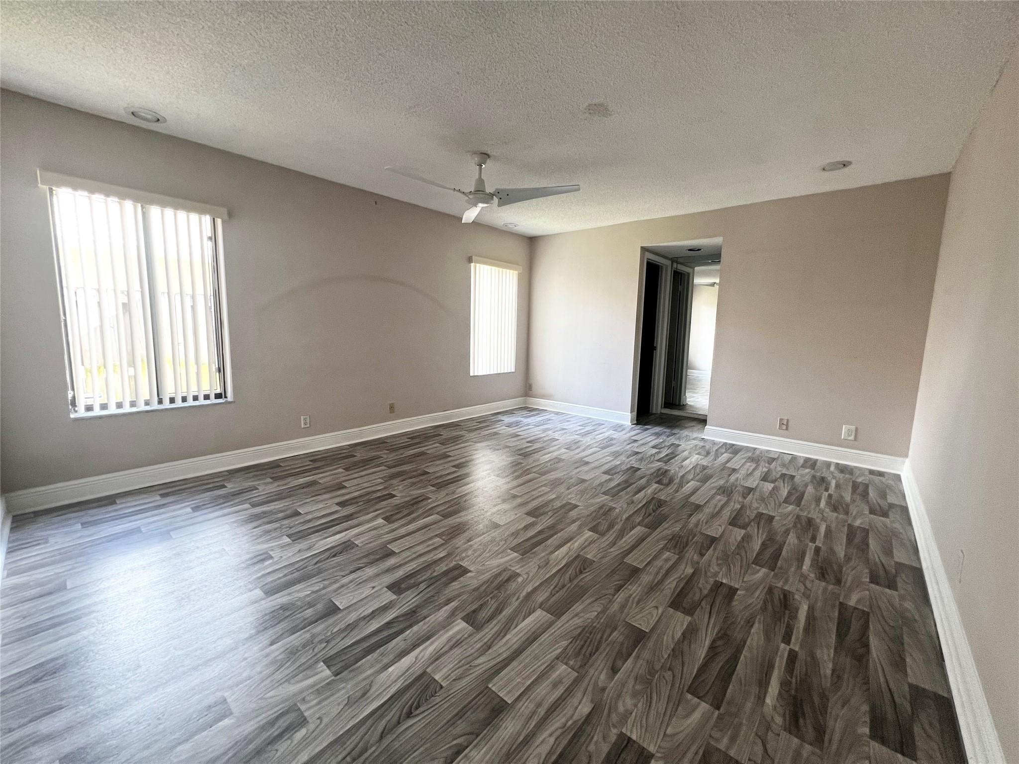 WELLEBY UNIT EIGHT - Residential