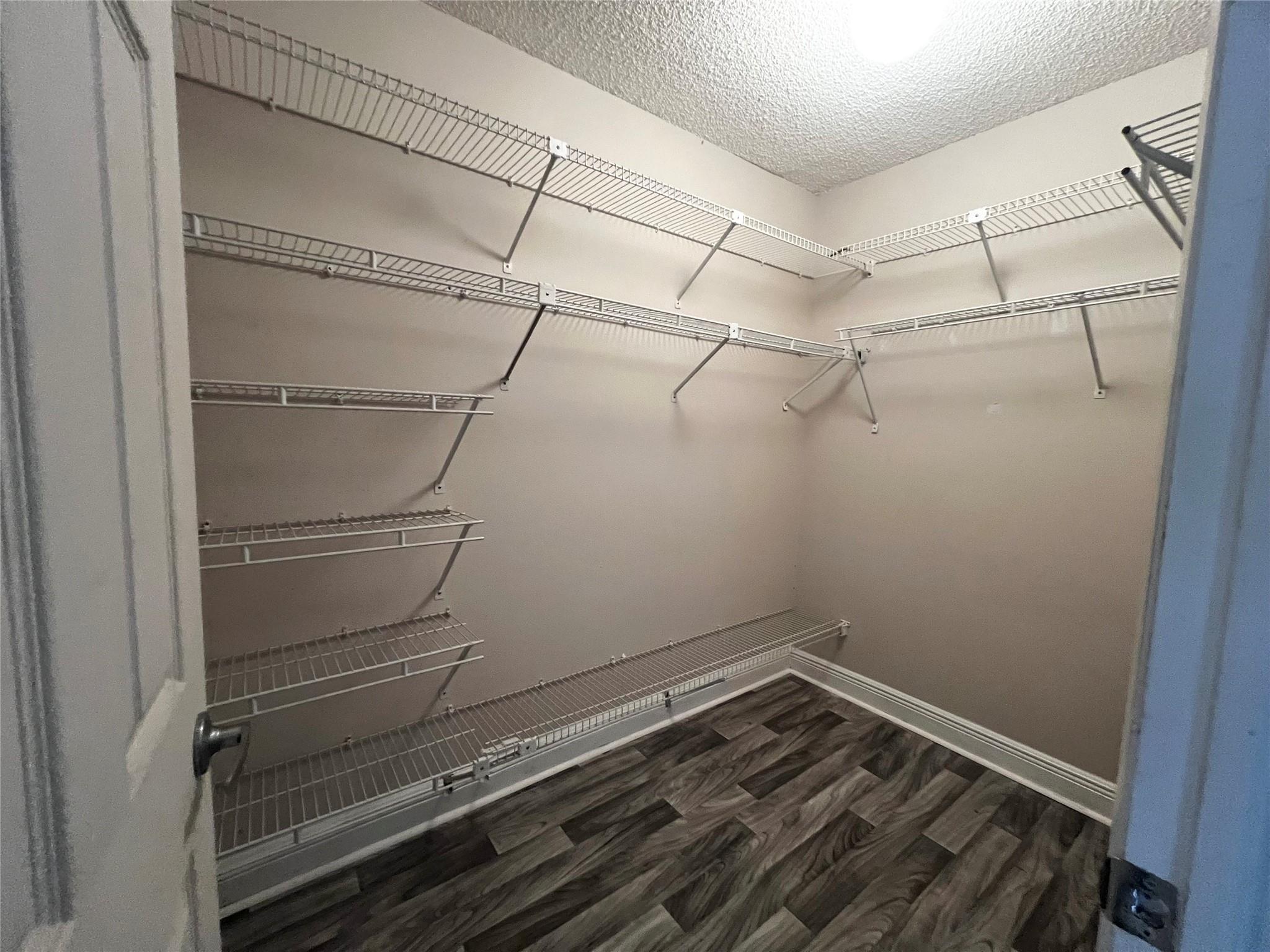 WELLEBY UNIT EIGHT - Residential