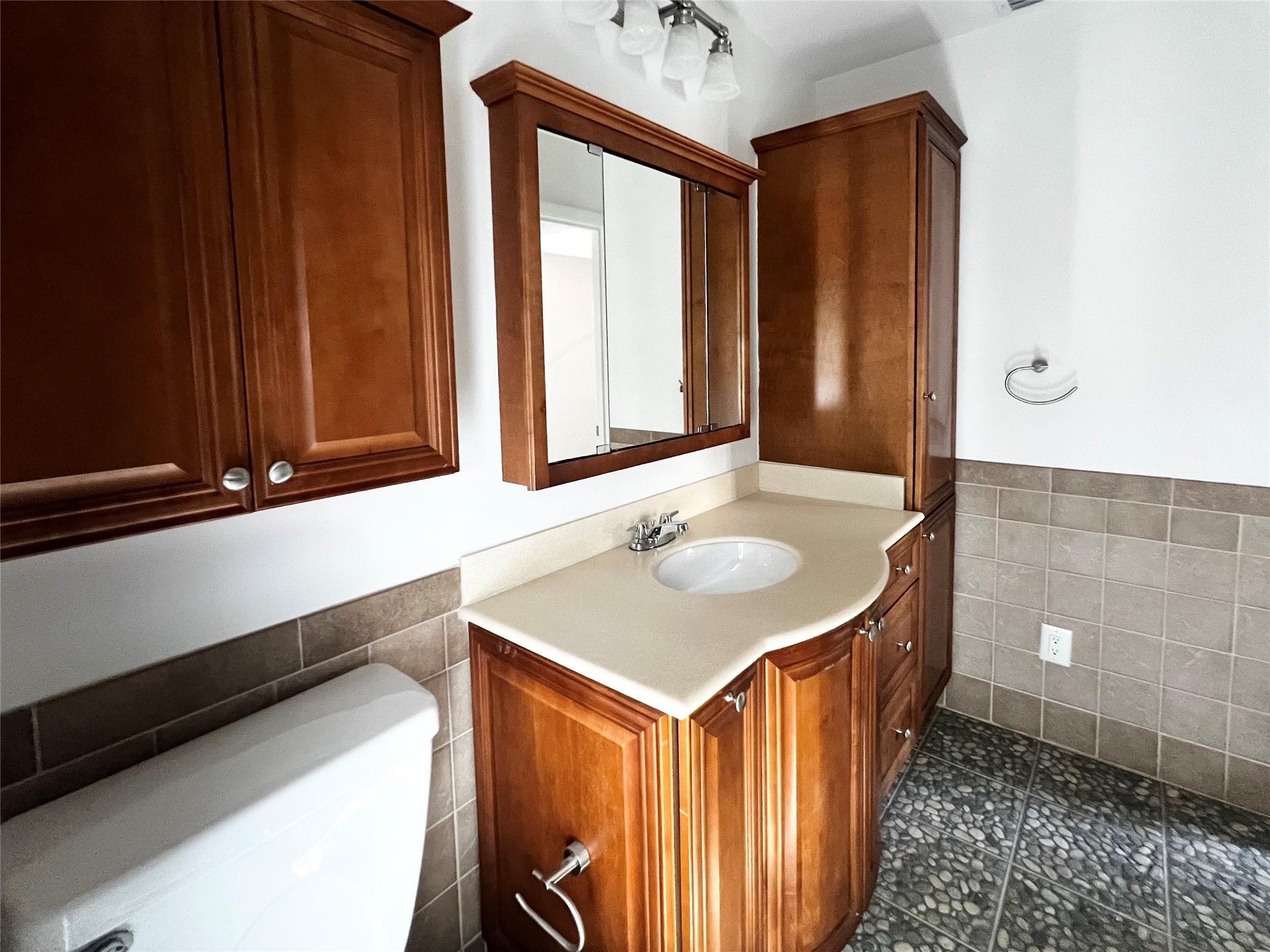 WELLEBY UNIT EIGHT - Residential