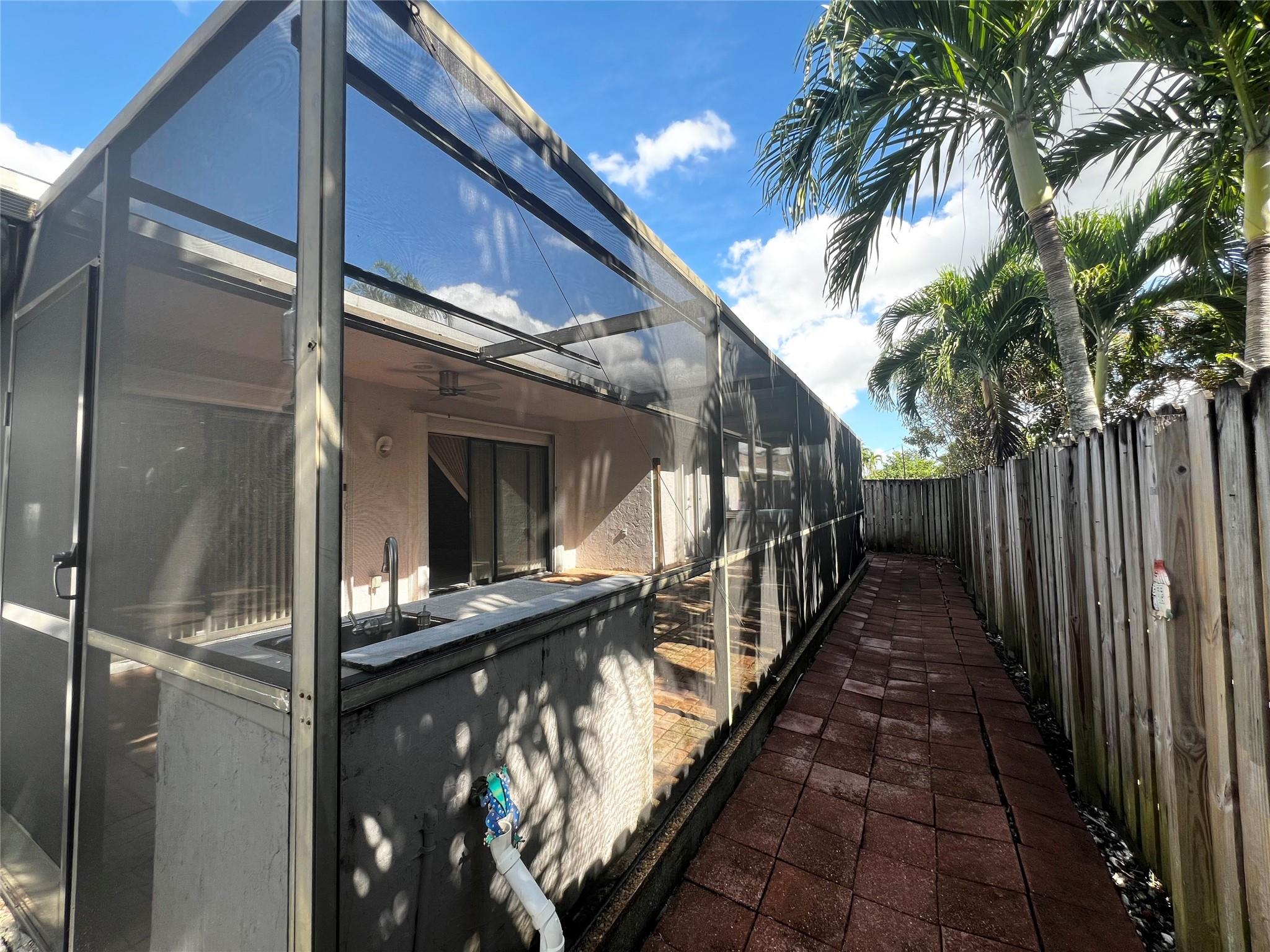 WELLEBY UNIT EIGHT - Residential