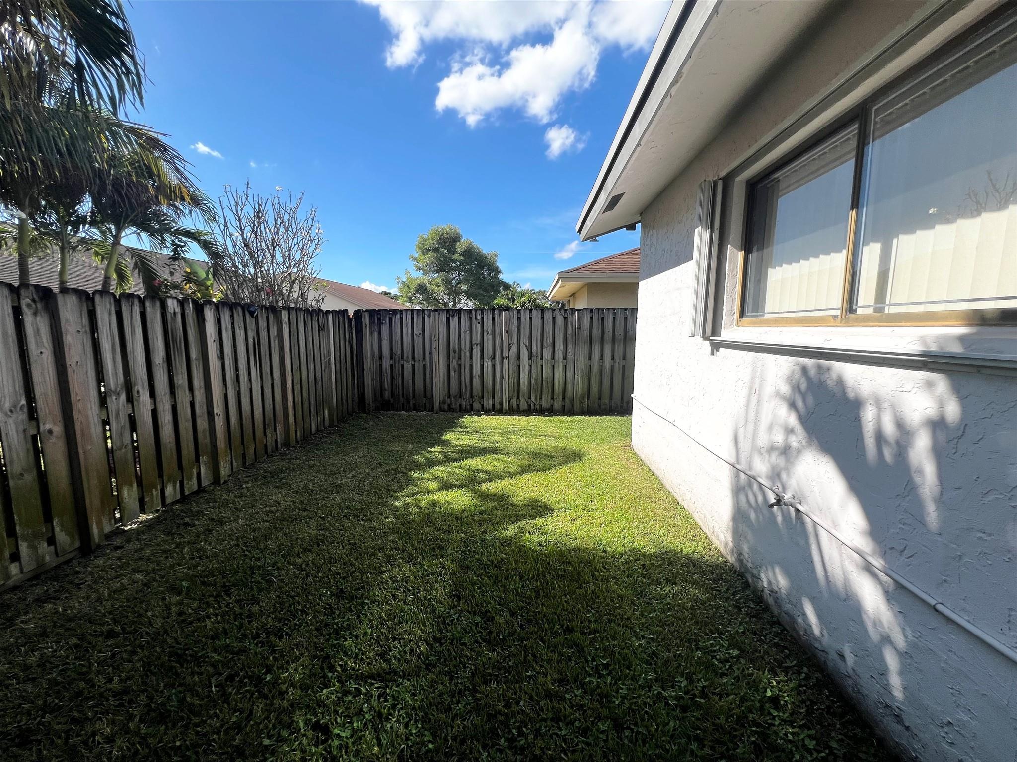 WELLEBY UNIT EIGHT - Residential