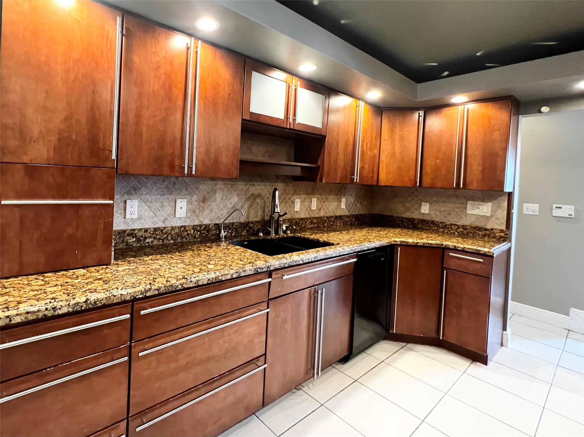 WELLEBY UNIT EIGHT - Residential