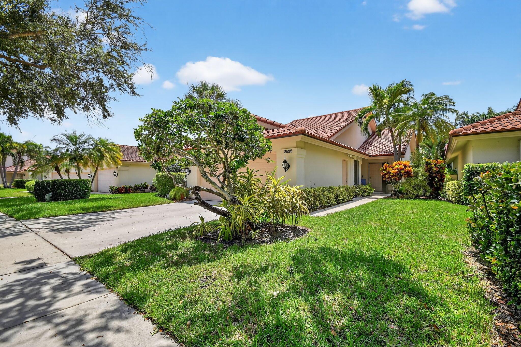2535 Iroquois Circle