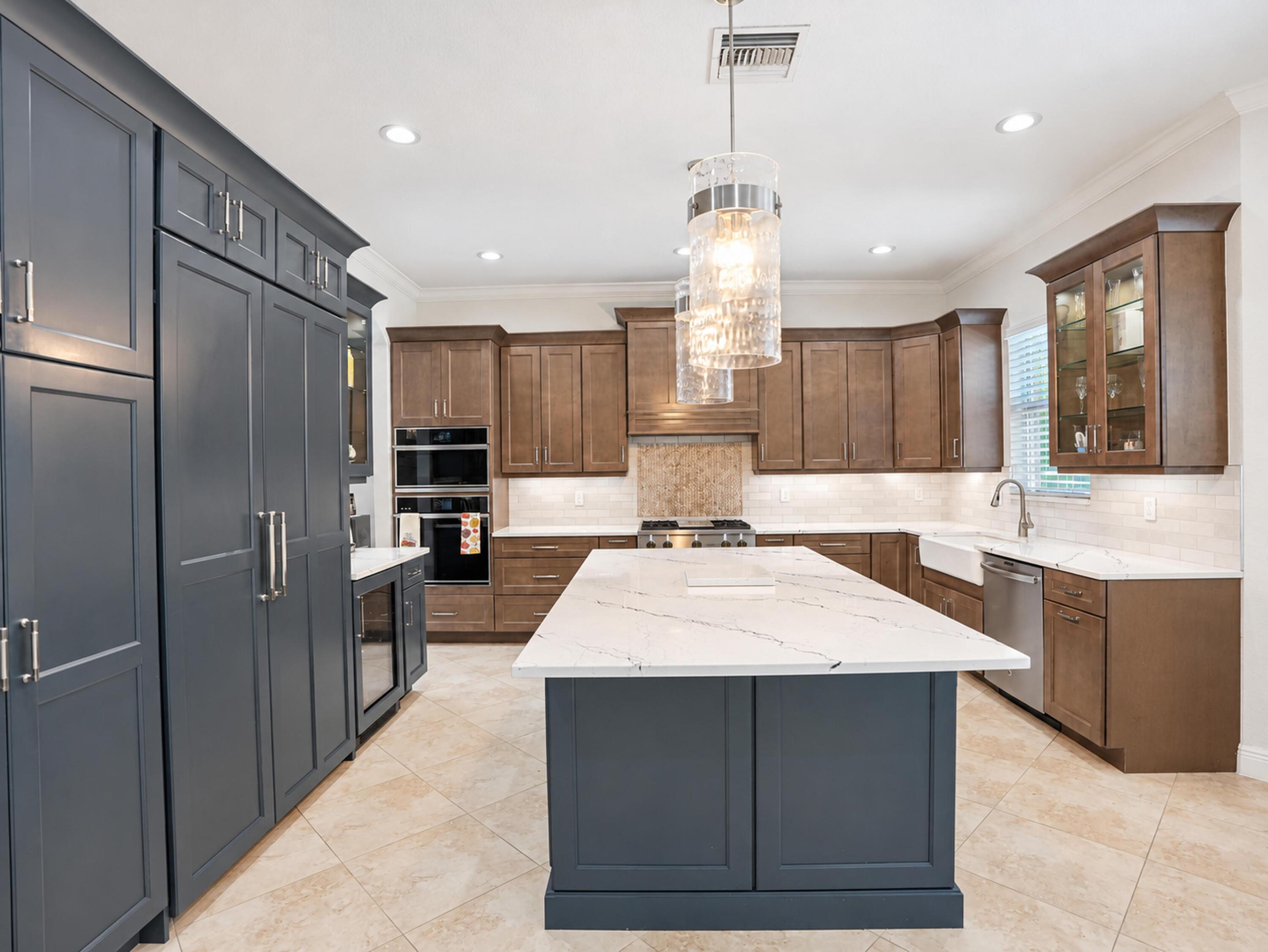 8601 Waterside Court