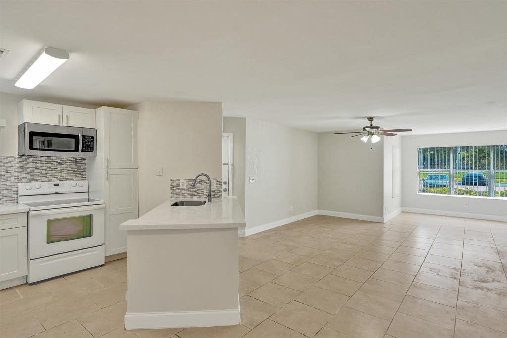 Photo of 12650 Vista Isles Drive #918, Sunrise, FL 33325 (MLS # B26064112)