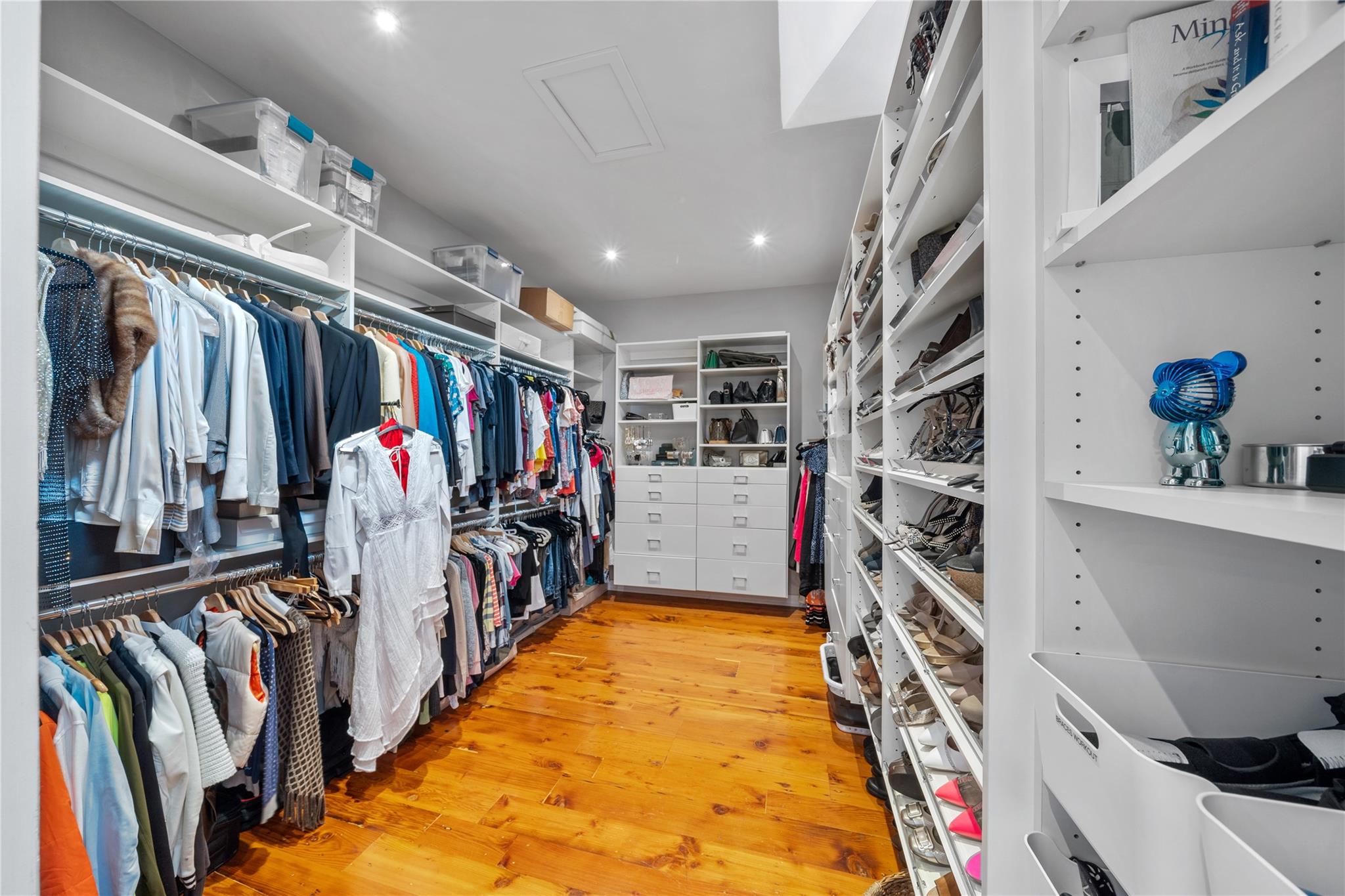 CORAL RIDGE COUNTRY CLUB - Residential