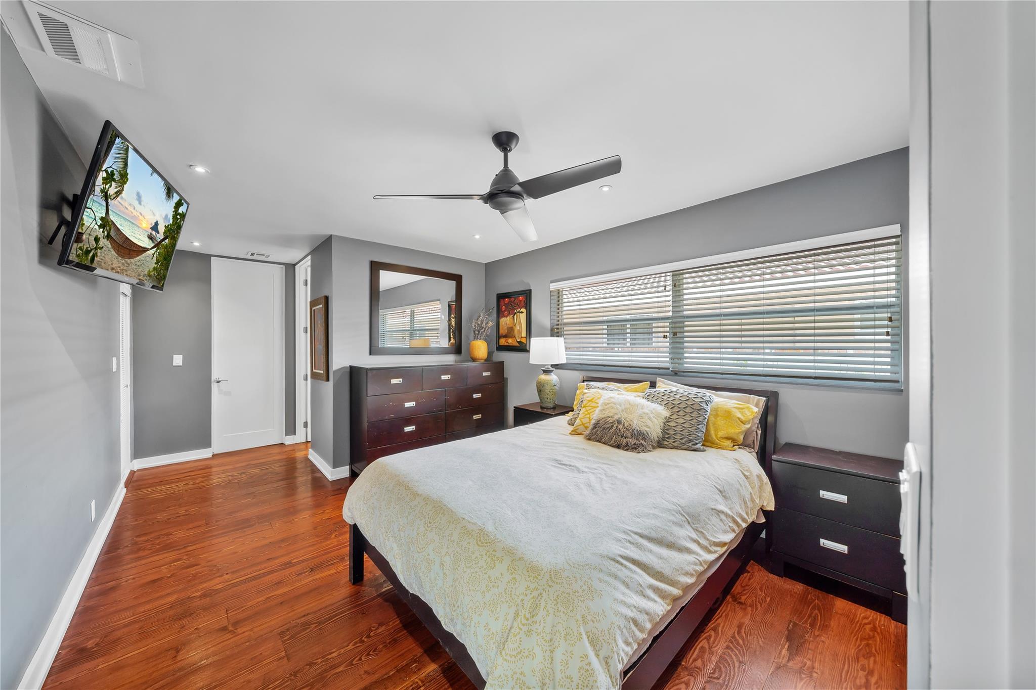 CORAL RIDGE COUNTRY CLUB - Residential