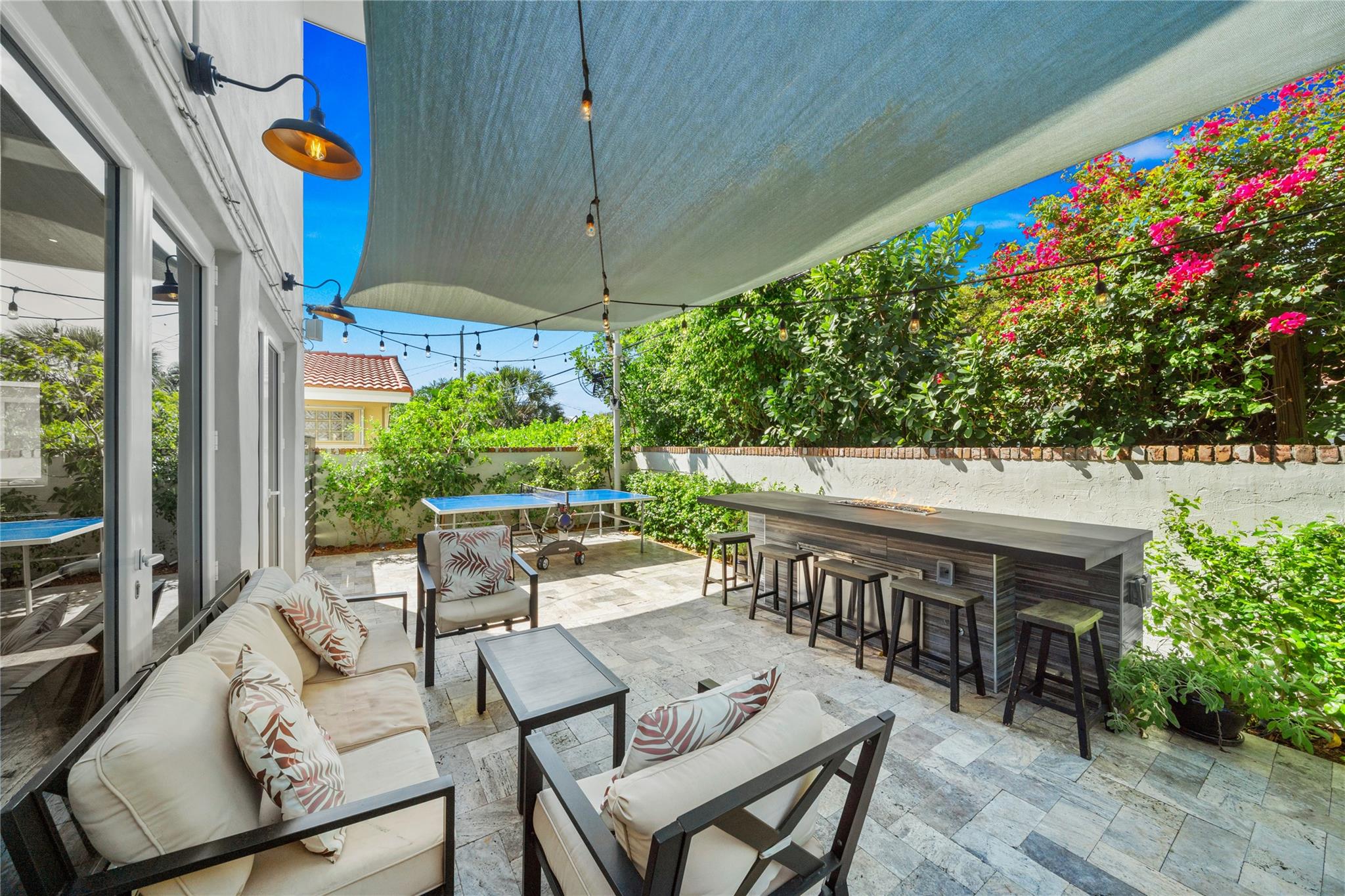 CORAL RIDGE COUNTRY CLUB - Residential