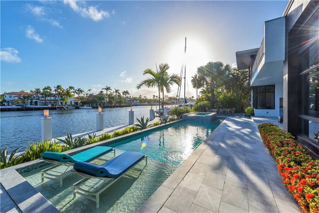 Sunrise Key - Residential