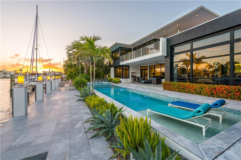Sunrise Key - Residential