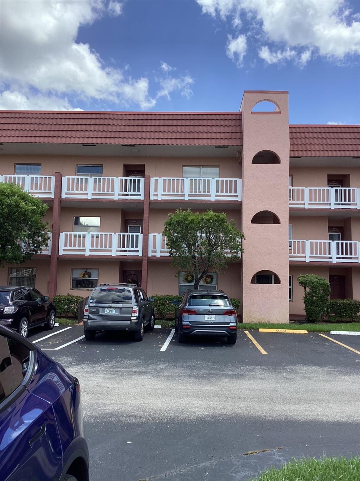 Sunrise Lakes - Residential