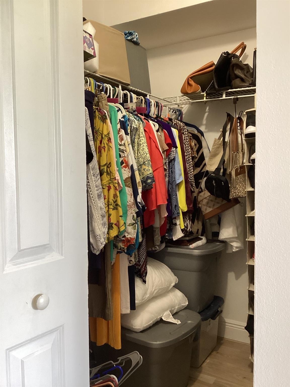 Sunrise Lakes - Residential