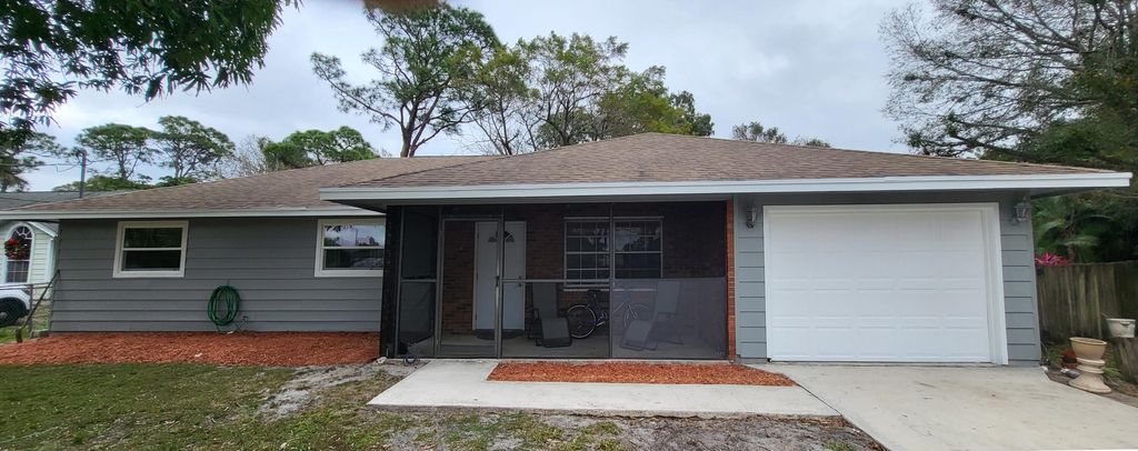 Photo of 5800 Spruce Drive, Fort Pierce, FL 34982 (MLS # R10971634)