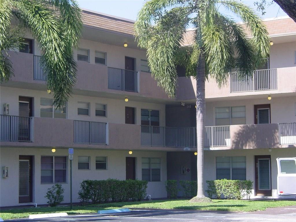 Fairways of Tamarac - Residential