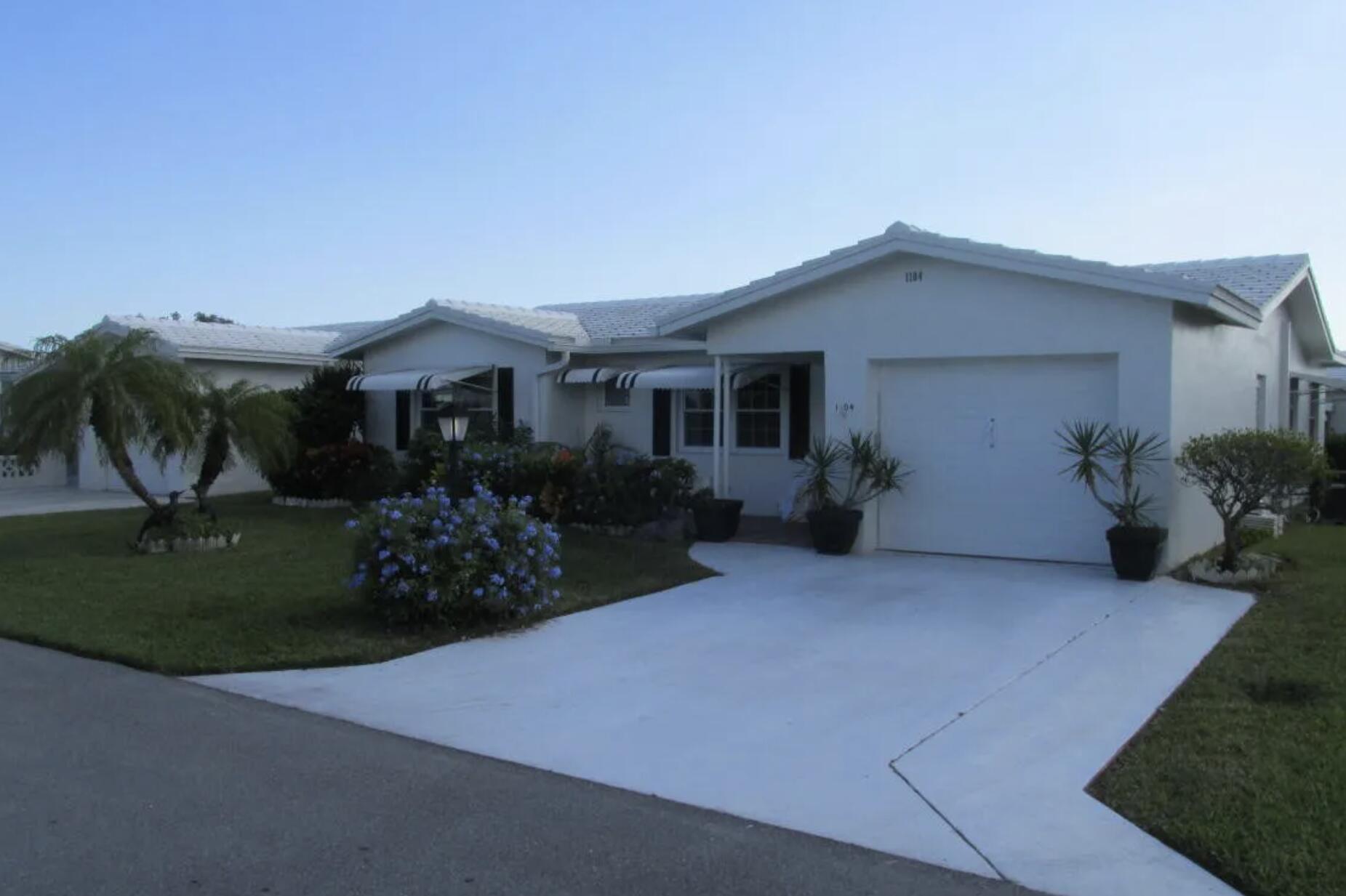 PALM BEACH LEISUREVILLE REPLAT - Residential