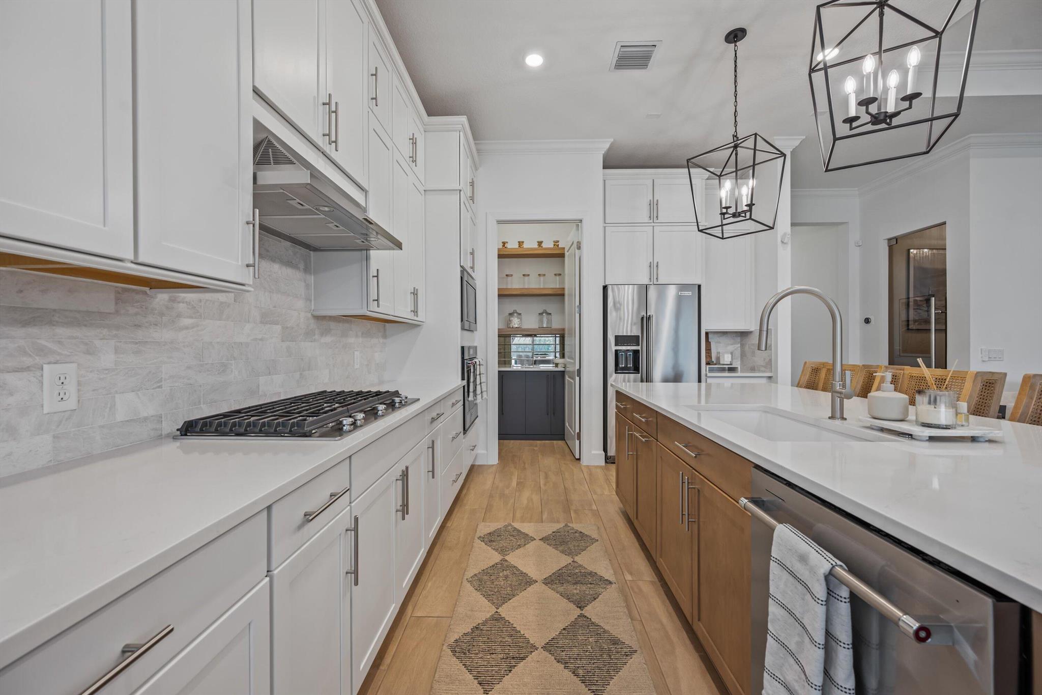 ENCLAVE AT SHERWOOD - Residential