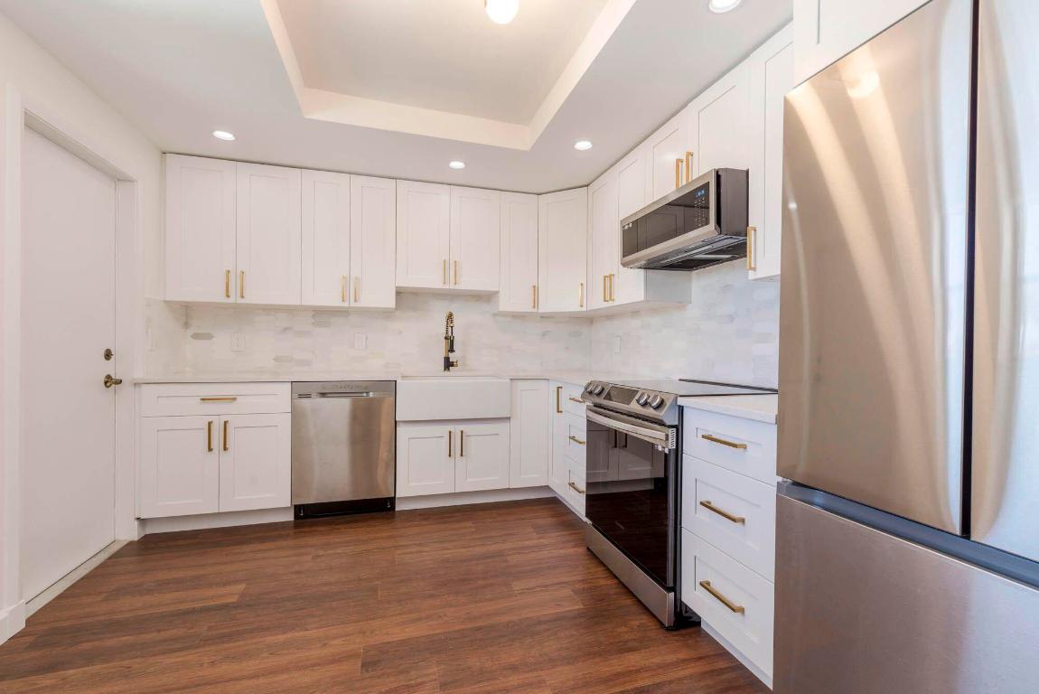 TURTLE CREEK APARTMENT BUILDINGS CONDO - Residential Lease