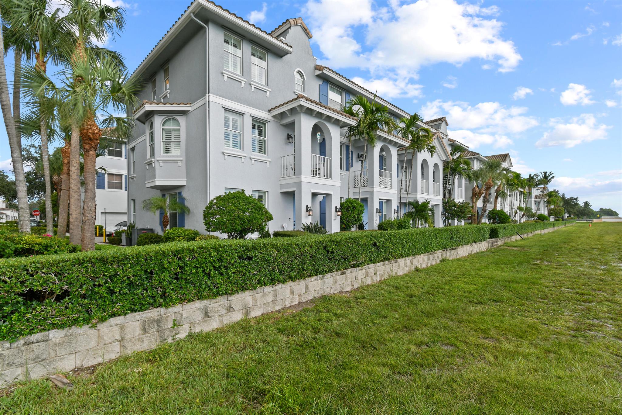 View Boynton Beach, FL 33426 townhome