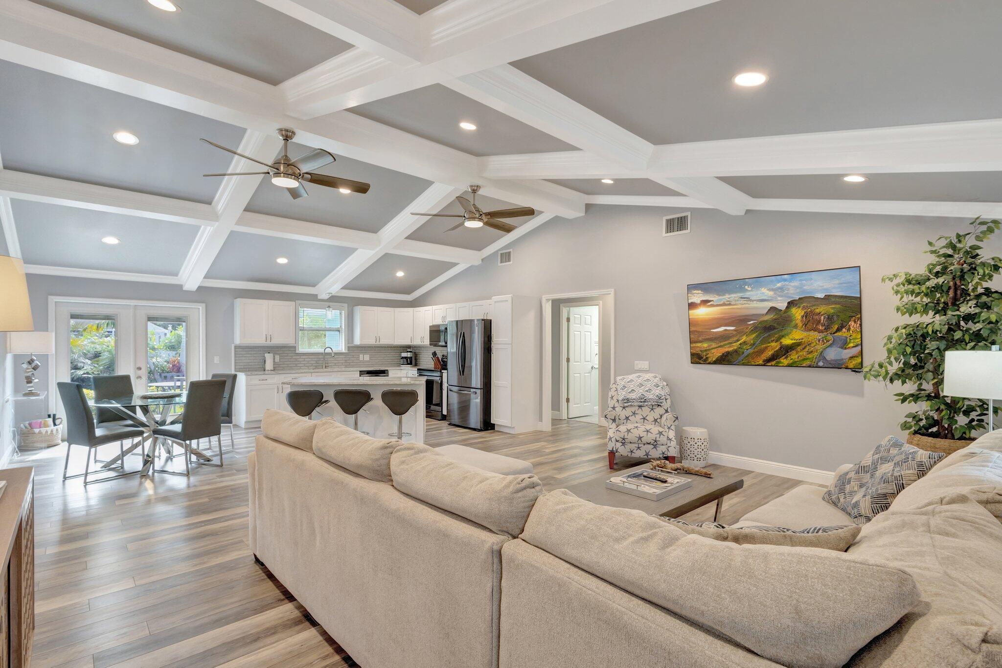 LITTLE VILLAGE UNREC - Residential