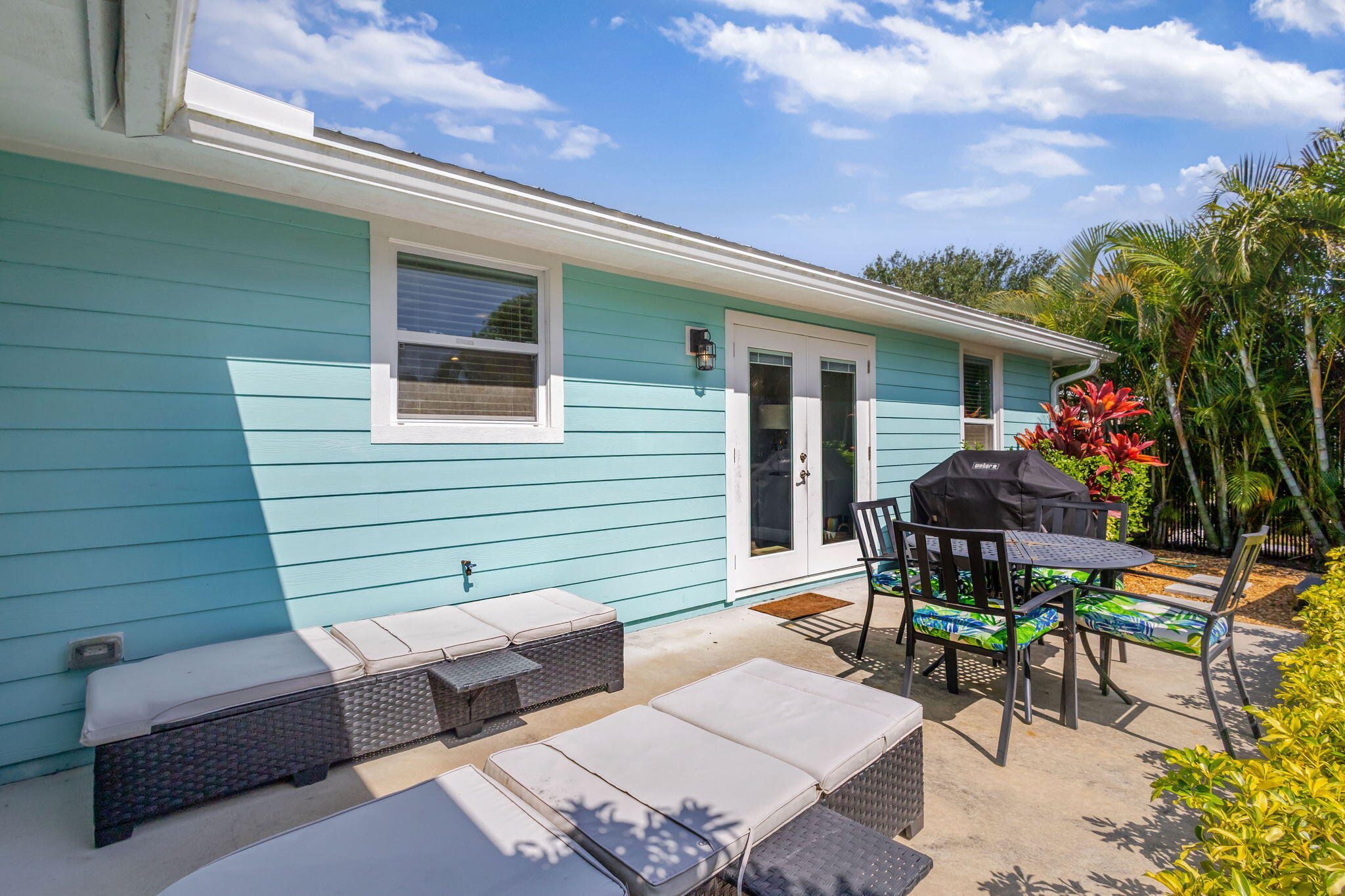 LITTLE VILLAGE UNREC - Residential