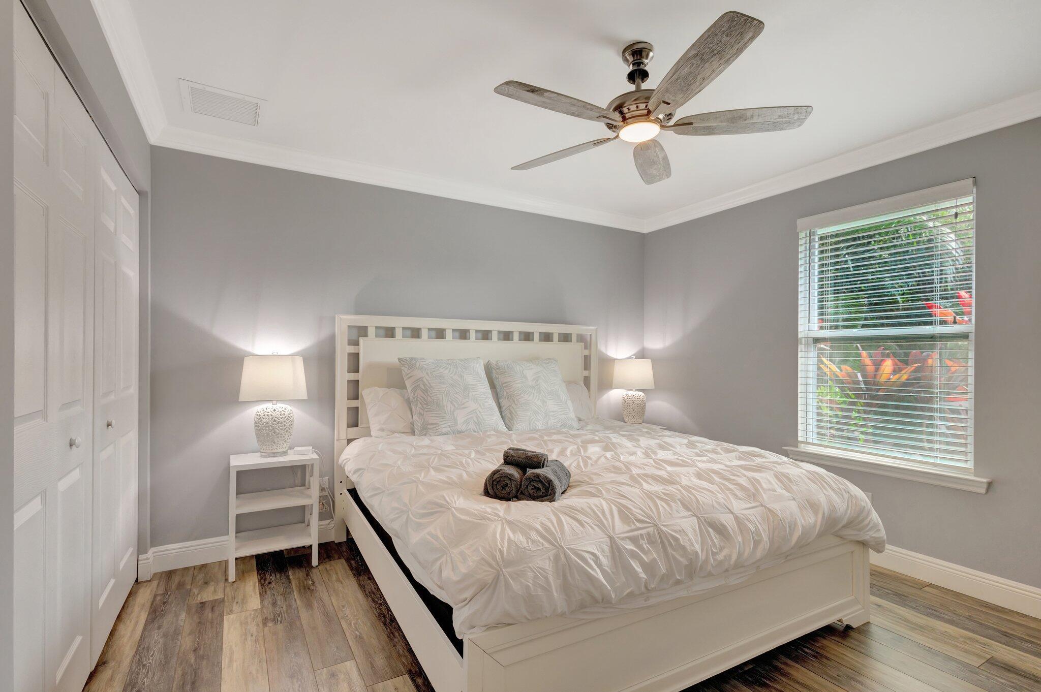 LITTLE VILLAGE UNREC - Residential