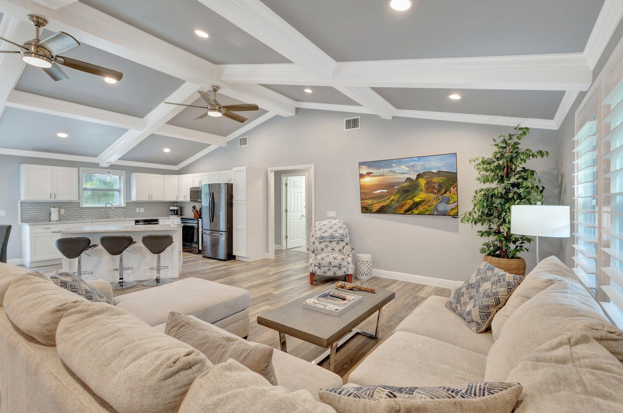 LITTLE VILLAGE UNREC - Residential