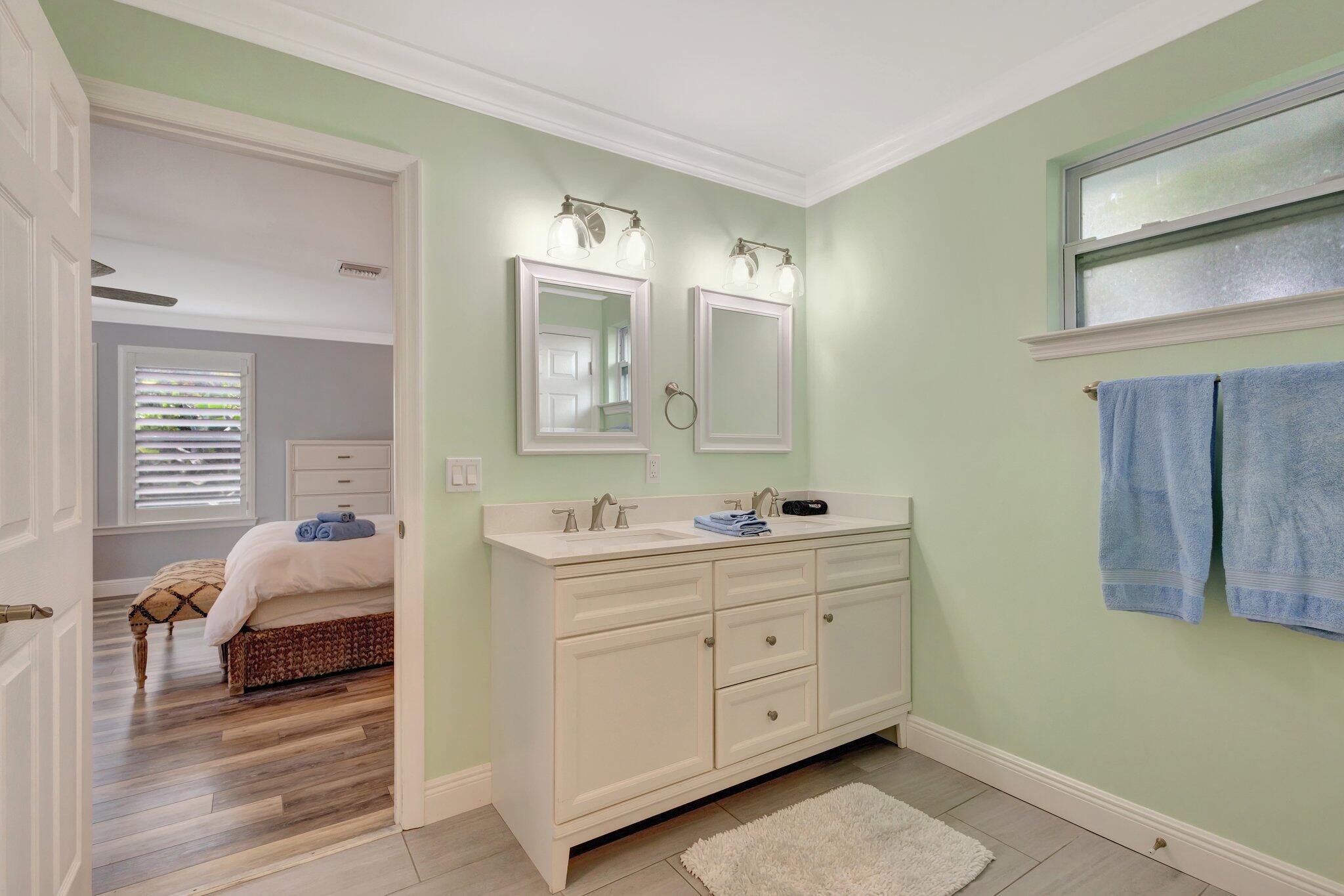 LITTLE VILLAGE UNREC - Residential