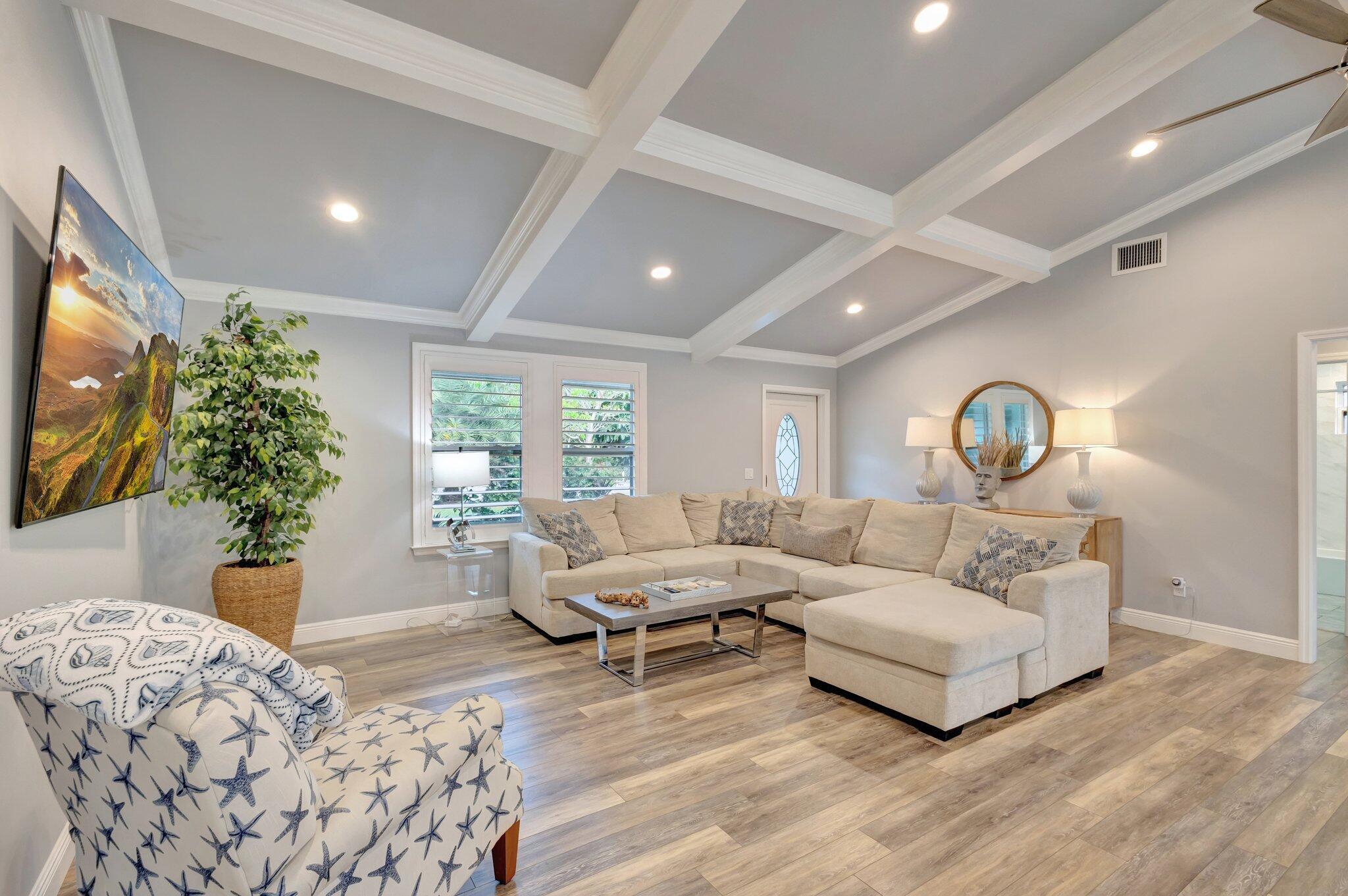 LITTLE VILLAGE UNREC - Residential