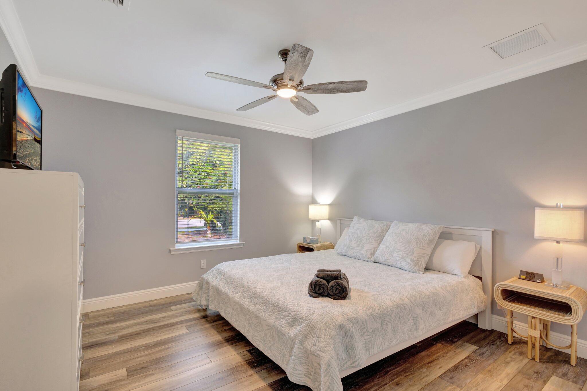 LITTLE VILLAGE UNREC - Residential