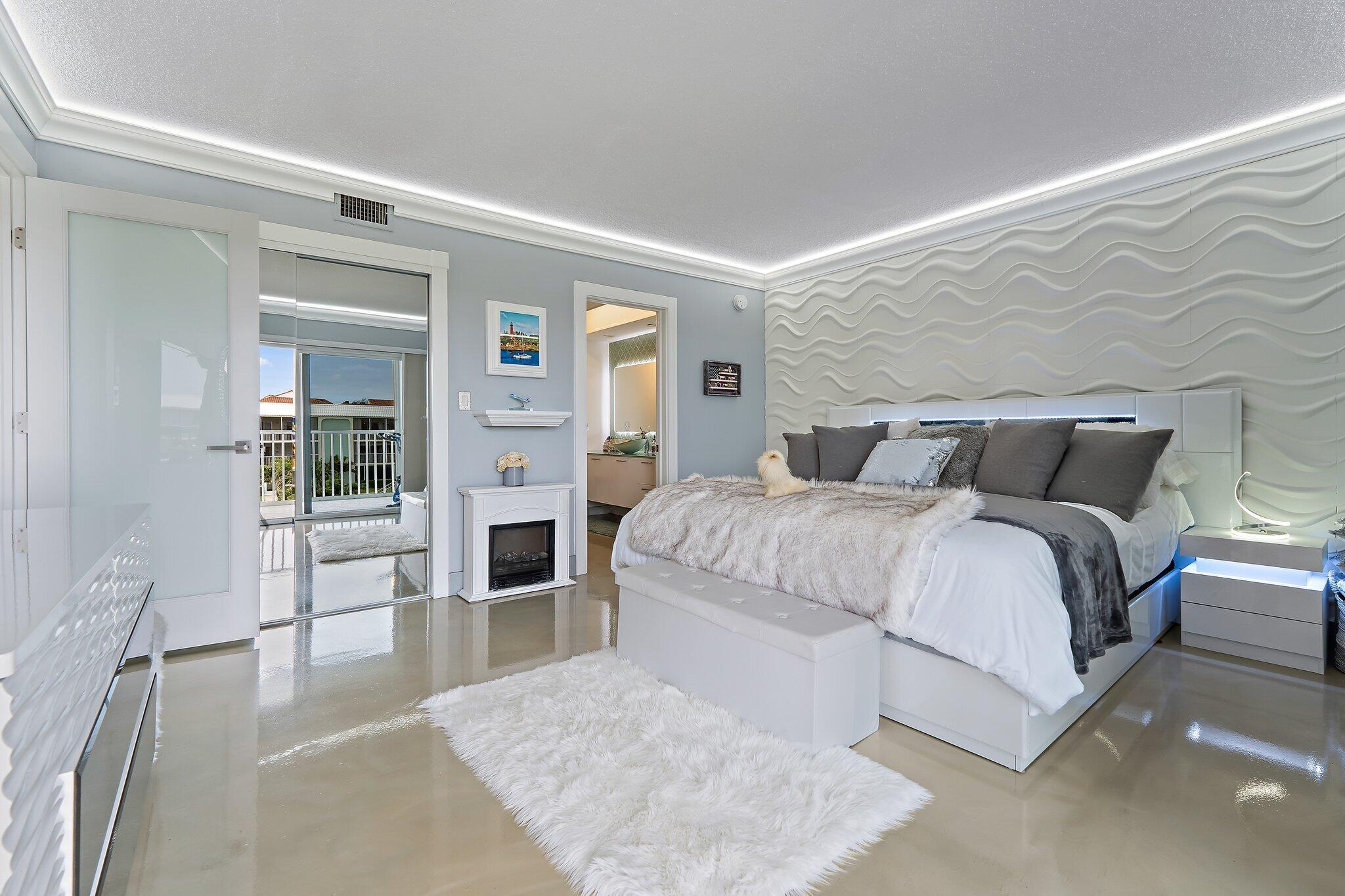 WATERWAY BEACH CONDOS - Residential Lease